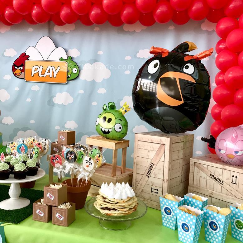تم تولد پرندگان خشمگین - Angry Birds